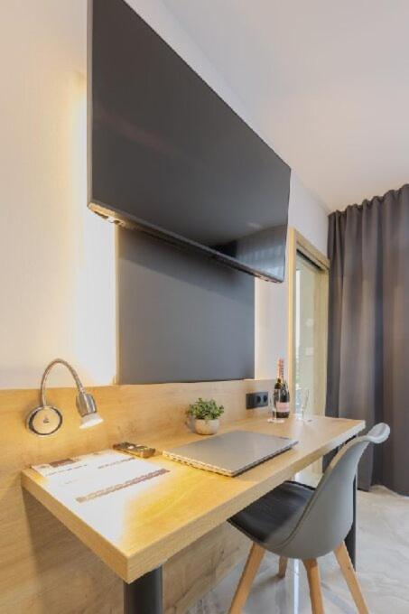 Hotel Triska Brandýs nad Labem-Stará Boleslav エクステリア 写真