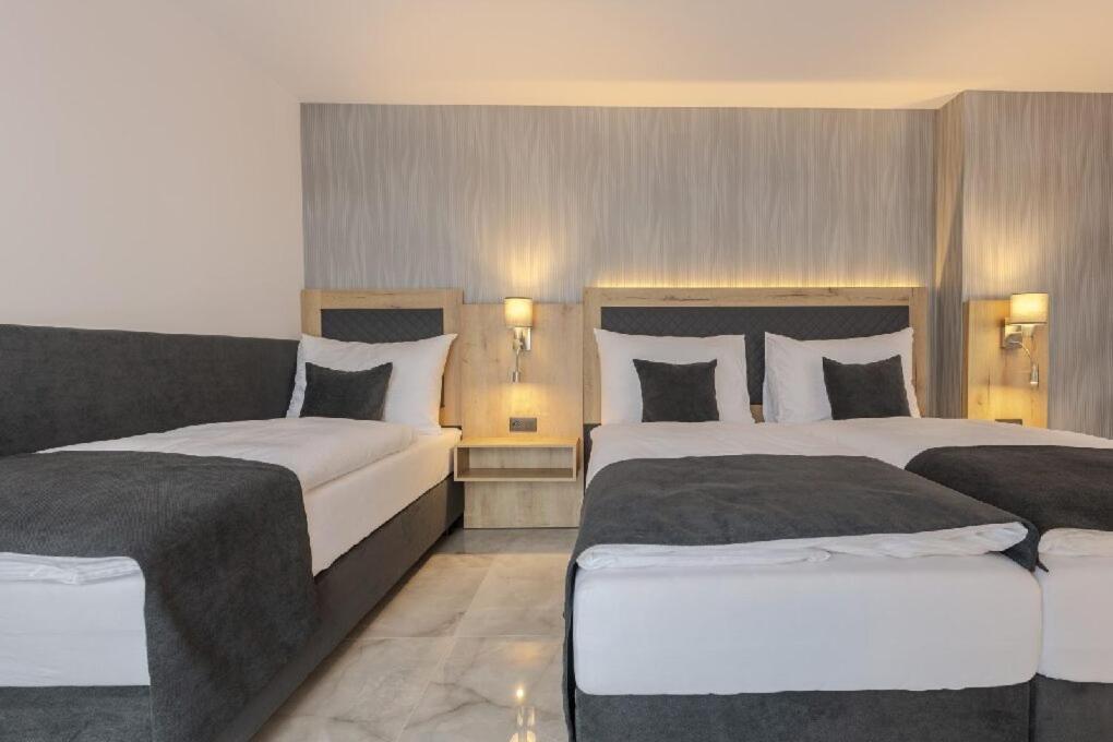 Hotel Triska Brandýs nad Labem-Stará Boleslav エクステリア 写真